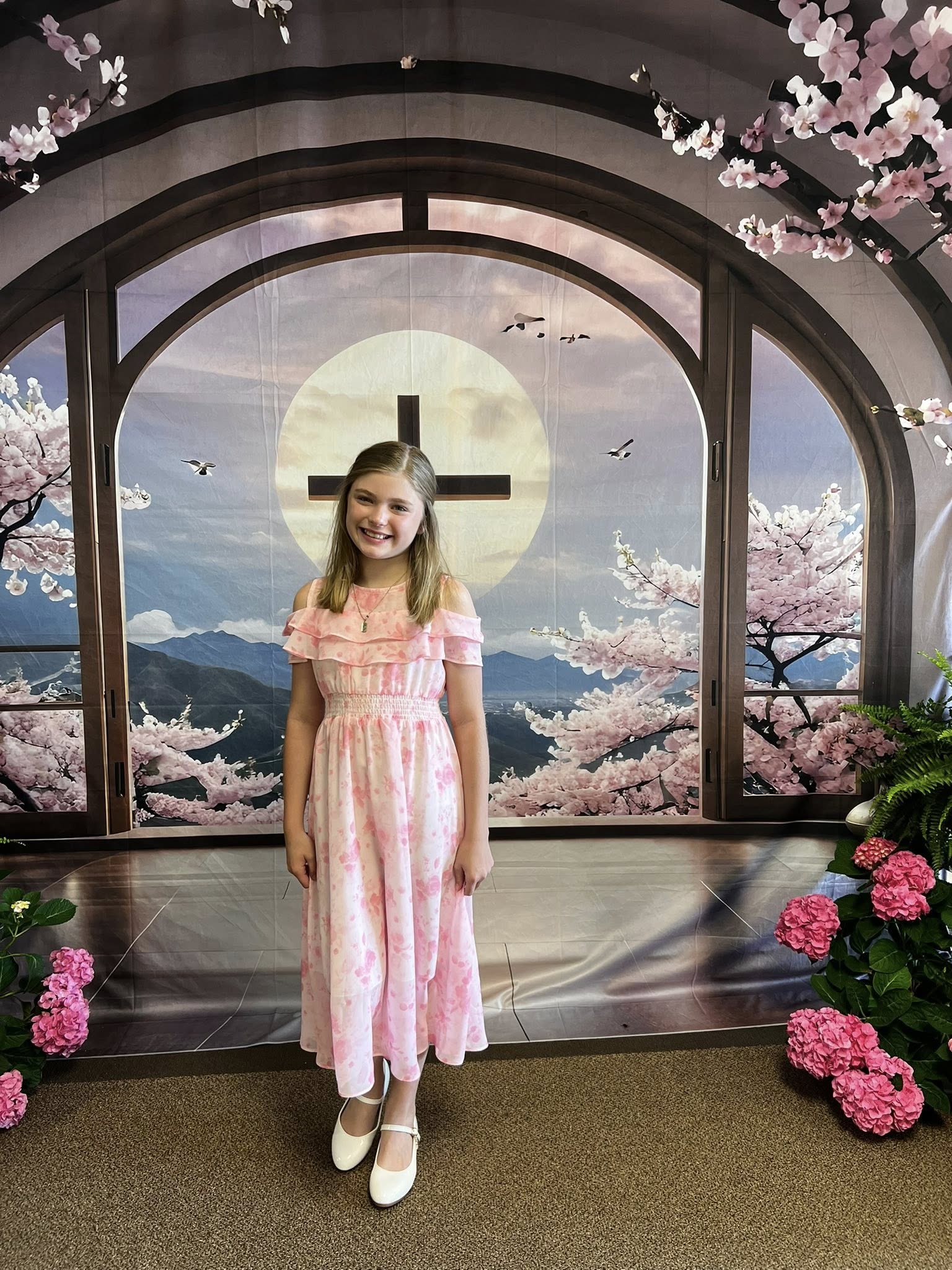 Ostern Hintergrund Kreuz Blüte Gerahmte Fenster Hintergrund BRP11-322