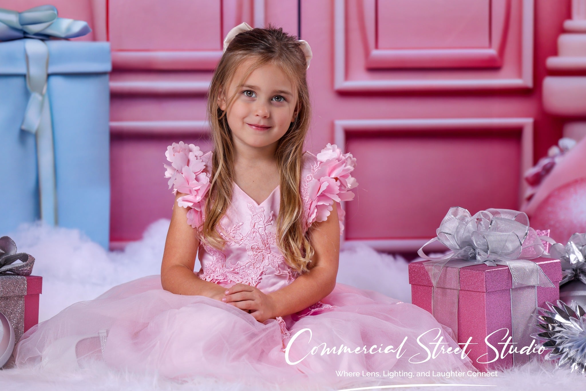 Rosa Weihnachtshintergrund Rosa Tür Schleife Girlande Weihnachtshintergrund MRR9-70