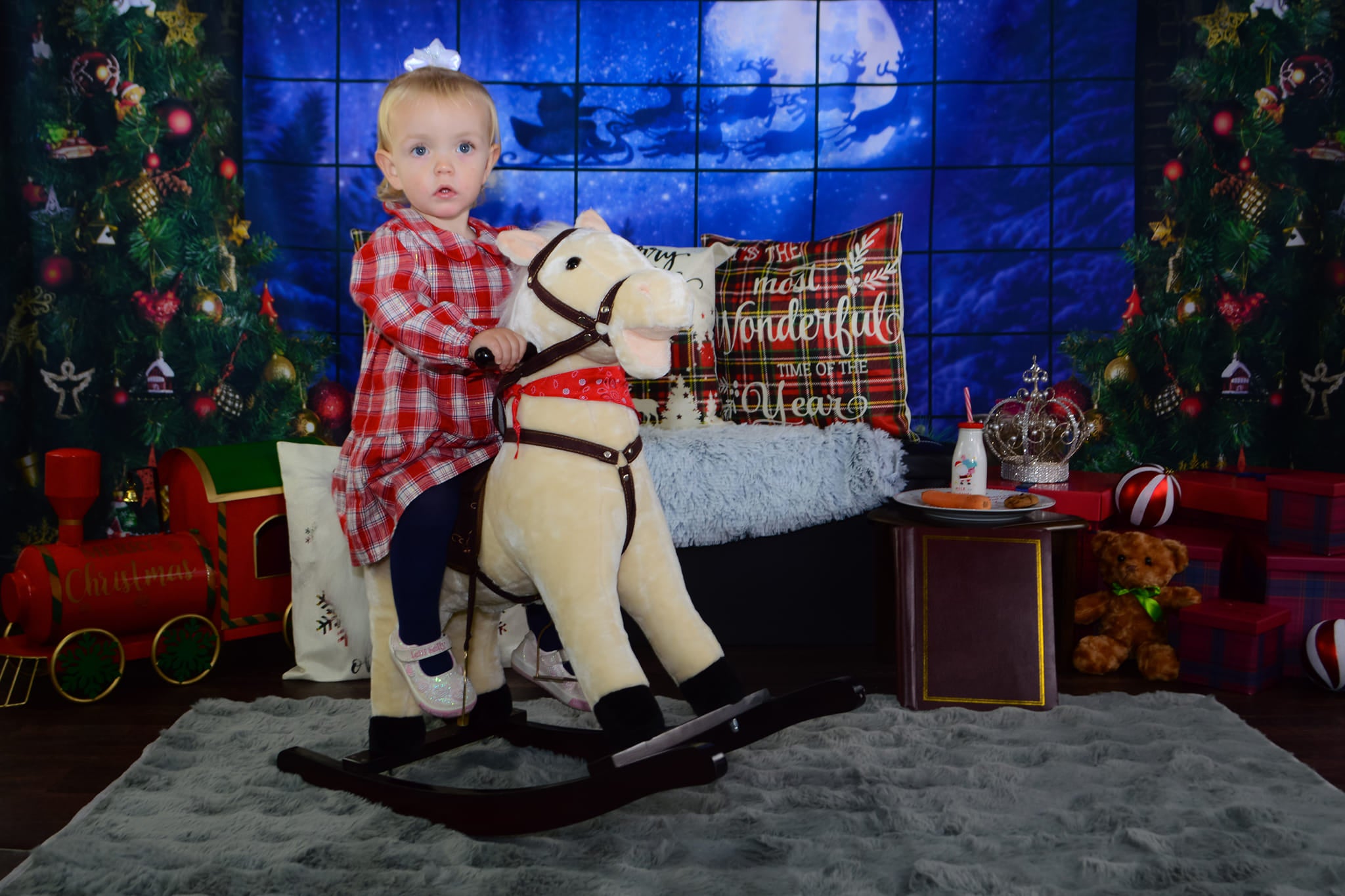 Weihnachtsbaum Fenster Geschenk Fotografie Hintergrund D822
