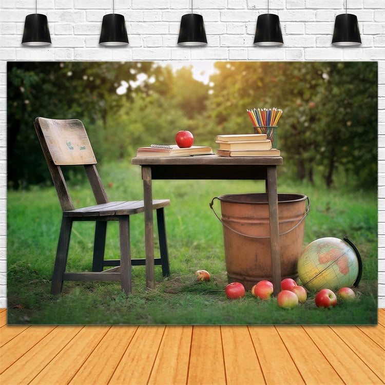 Schulfoto-Hintergrundkulissen Woodland Learning Table Backdrop BRP57-38