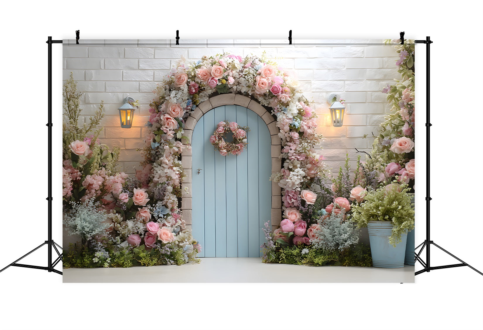 Osterkranz-Tür-Hintergrund Blumenbogen Blaue Tür Fotografie Oster-Hintergrund von Magali