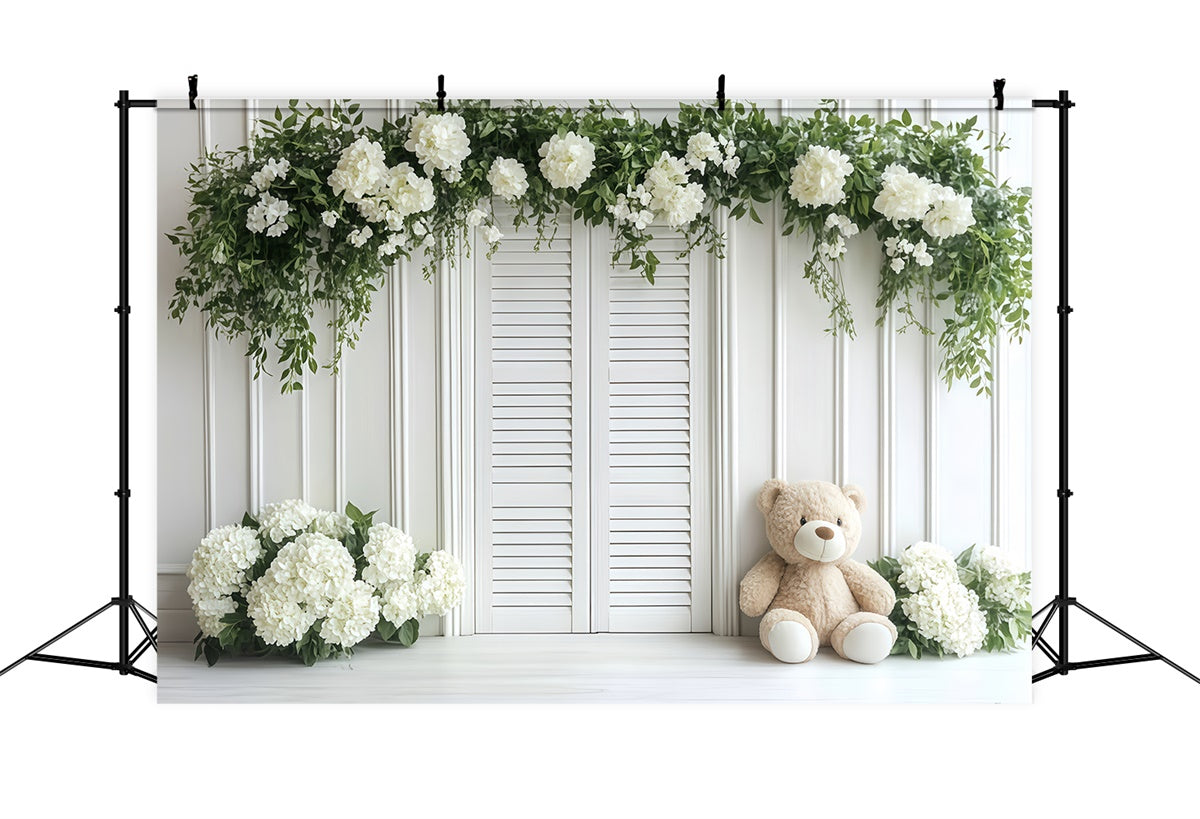 Kinder Backdrops Soft White Garden Bear Backdrop CSH5-304