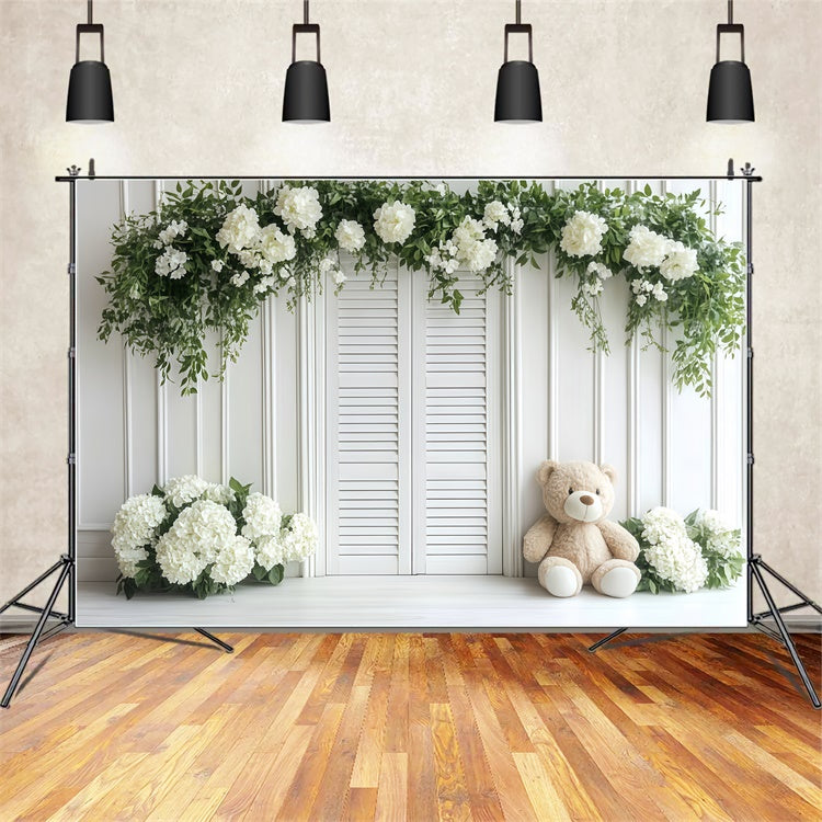 Kinder Backdrops Soft White Garden Bear Backdrop CSH5-304