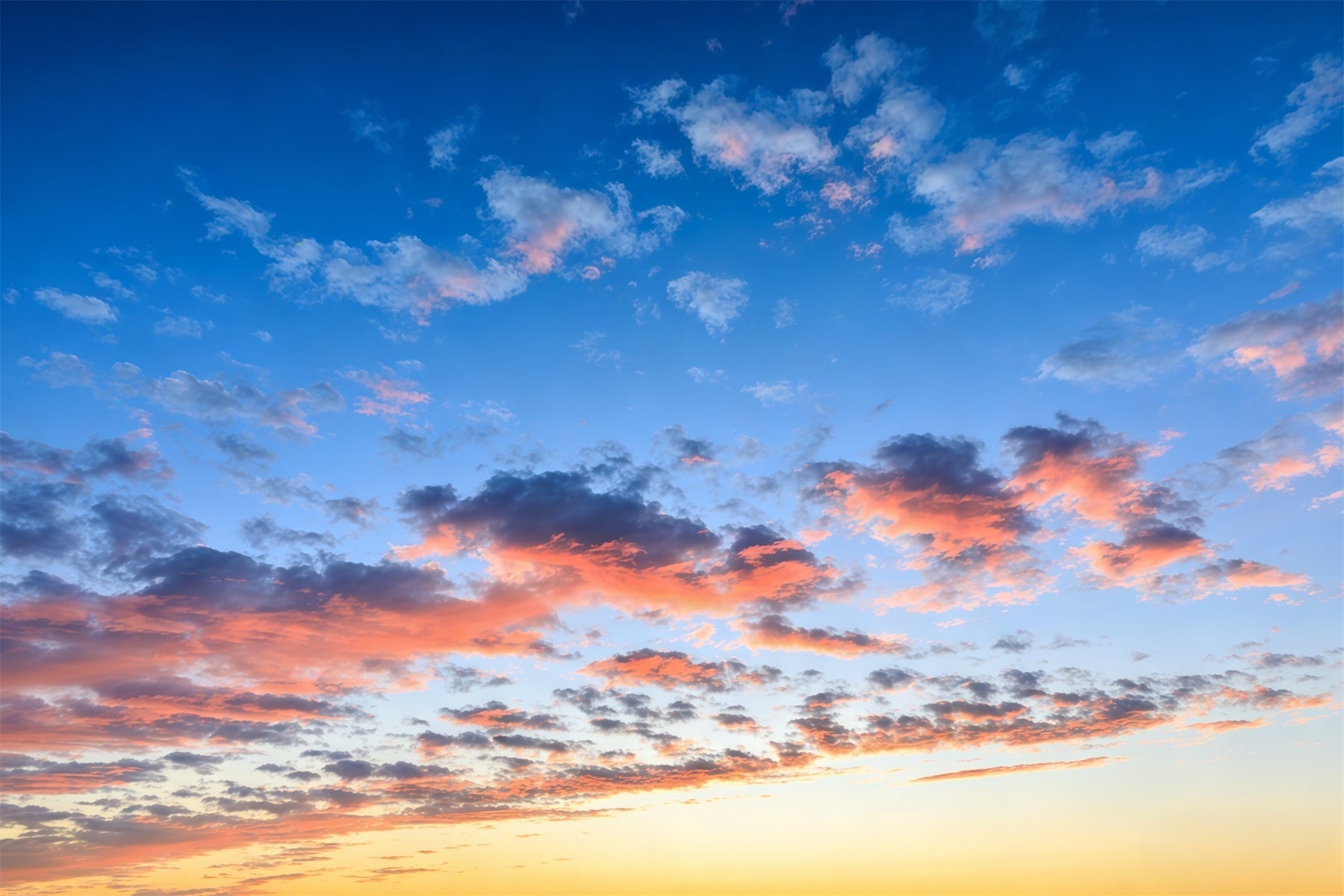 Blauer Himmel mit Wolken Hintergrund Sonnenuntergang orangefarbener Himmel Hintergrund CSH62-134