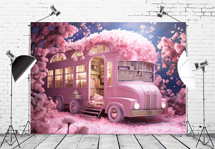 Blumen rund um ein mit Büchern gefülltes rosa Schulbus-Hintergrundbild M1-07