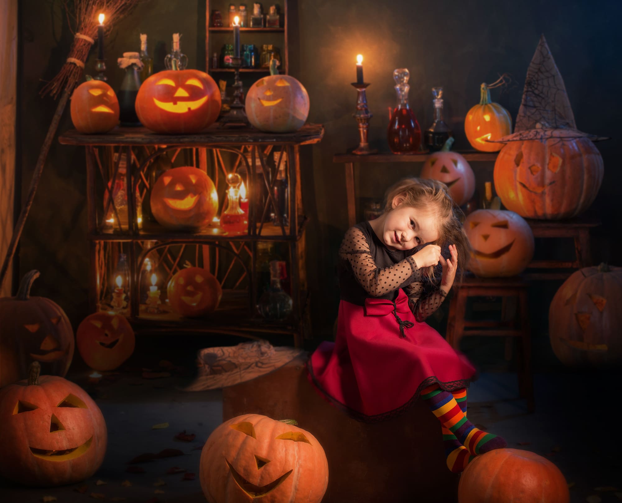 Gespenstische Interieur Halloween Kürbisse Hintergrund M8-48