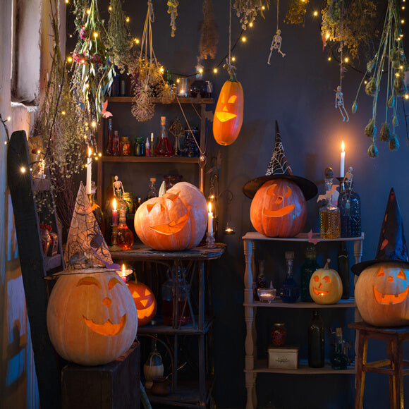 Halloween Kürbisse Lichter brennende Kerzen Kulisse M9-48