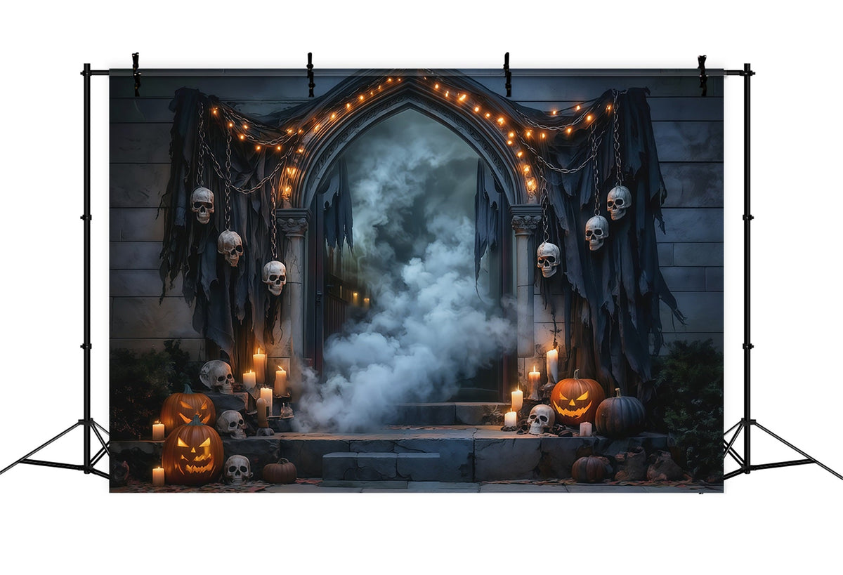 Halloween-Hintergrundideen Zum SelbermachenTotenkopf Nebliger Türrahmen Gruselige Hintergründe Für Halloween RR67-31