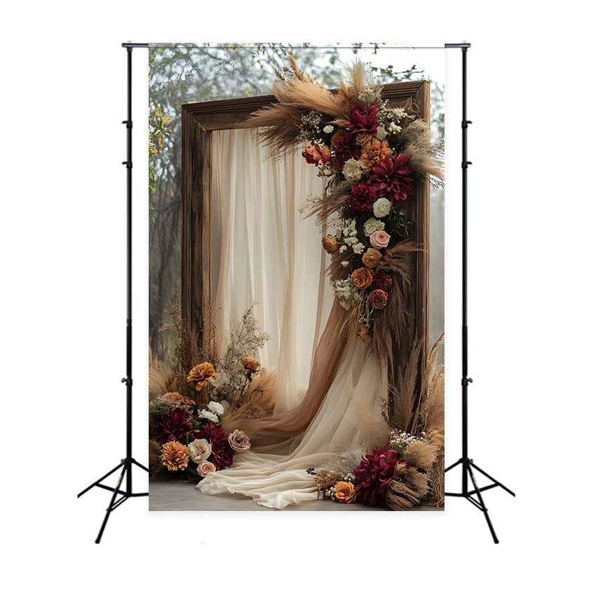 Romantischer Hintergrund mit rostroten und elfenbeinfarbenen Blumen RR8-519