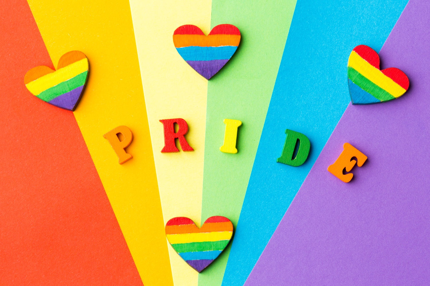 Pride Backdrop Holz Regenbogen Herzen Pride Letters Backdrop XY2-54