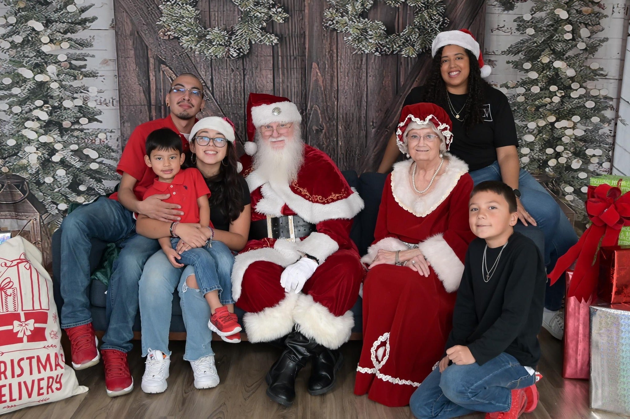 Weiße Wand Holztür Weihnachten Hintergrund für Dekoration G-1474