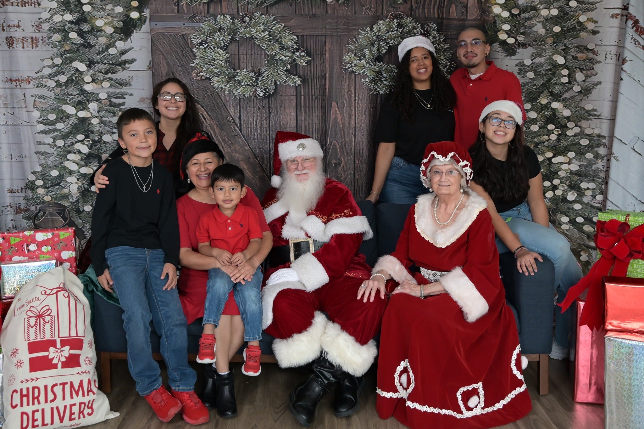 Weiße Wand Holztür Weihnachten Hintergrund für Dekoration G-1474