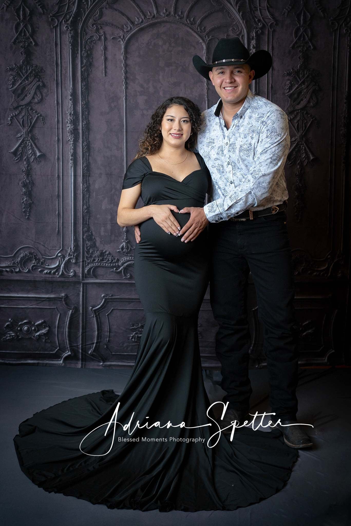 Vintage-Hintergrund Schwarz verzierte Vintage-Wand Retro-Wand-Hintergrund MRR10-38