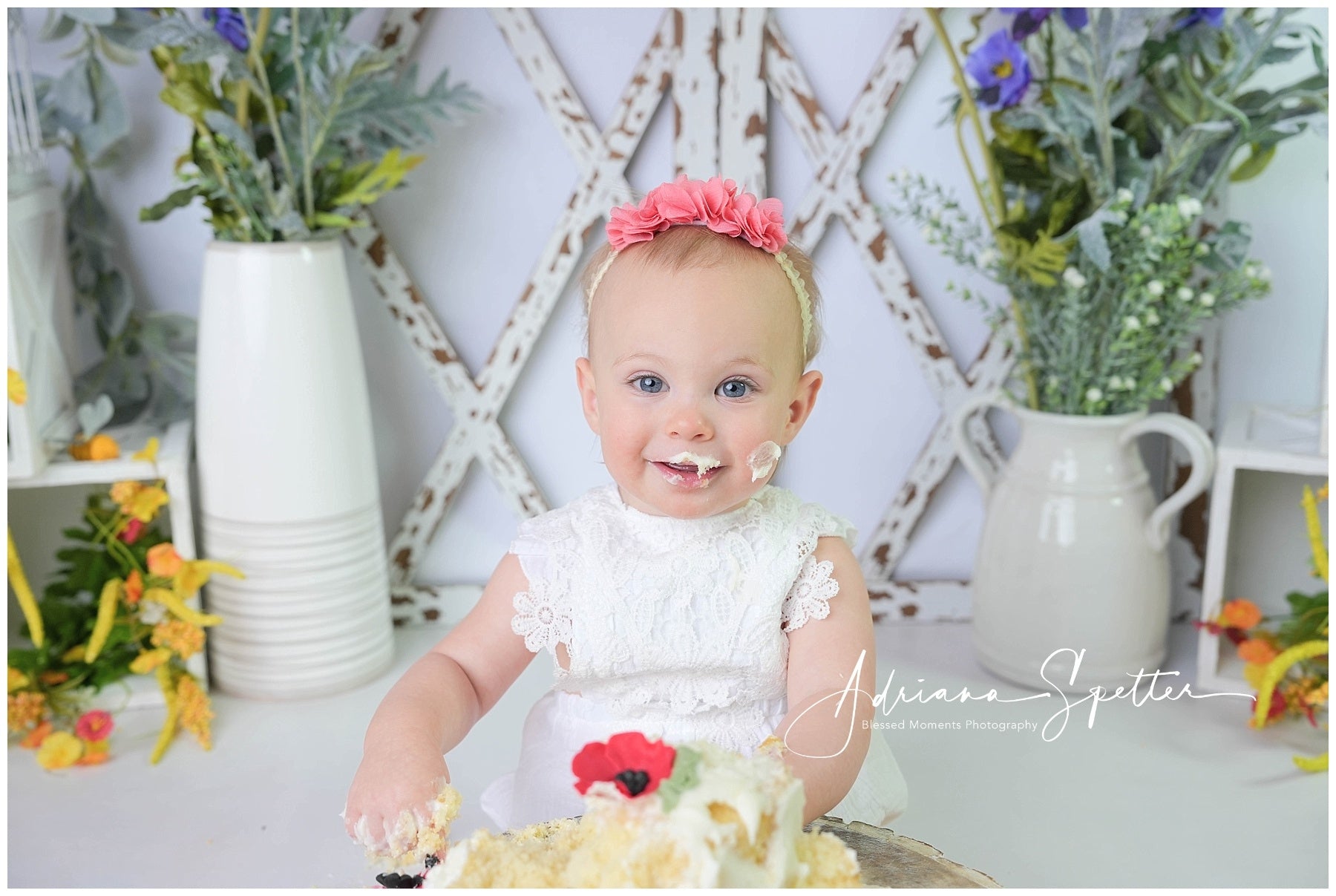 Kinderhintergründe Blumenbogen Weiße Rahmen Neugeborenen-Hintergrund MRR10-44