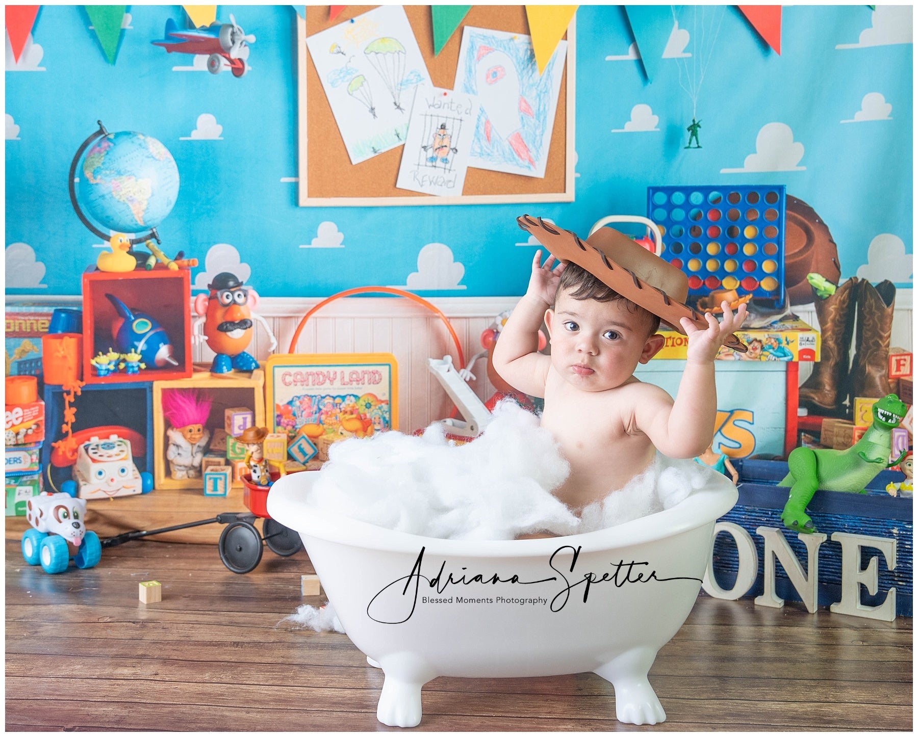 Zurück zur Schule-Fotohintergrund Buntes Spielzimmer im Toy Story-Stil Schulhintergrund MRR9-114