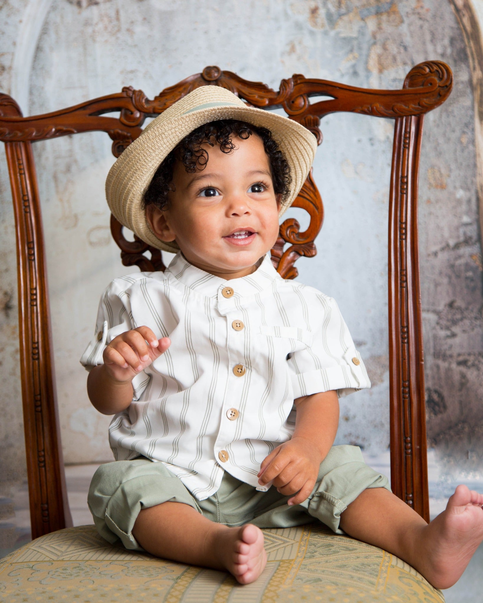 Muttertag Fotokulisse Rustikaler Steinbogen Sonnenlicht Kulisse GQ2-180