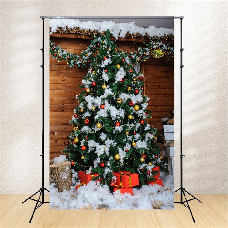 Schneebedeckter Weihnachtsbaum Holzhütte Hintergrund BRP8-306