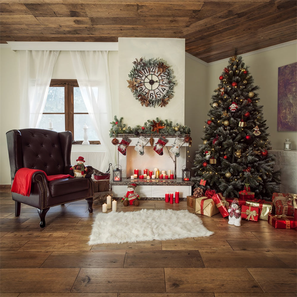 Klassischer Weihnachtsbaum und gemütlicher Sessel Hintergrund BRP8-310