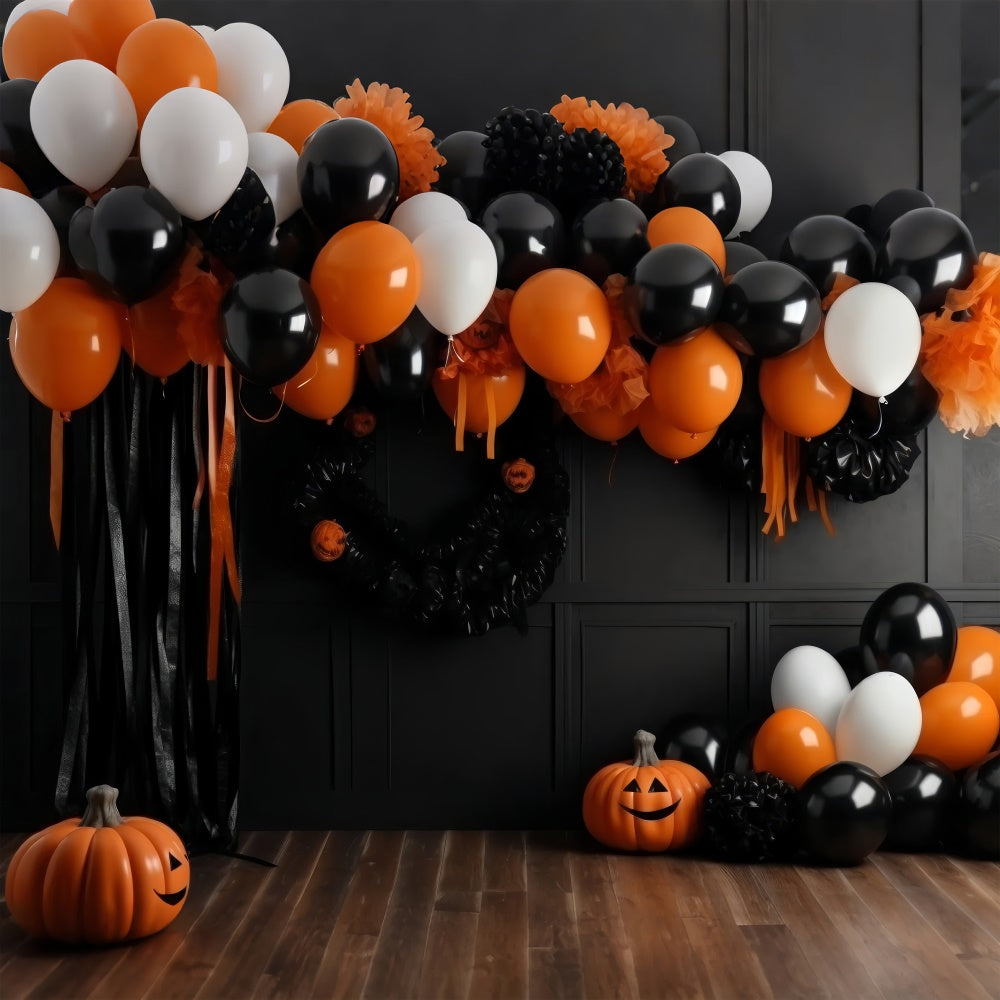 Orange-schwarze Ballongirlande als Halloween-Hintergrund BRP8-333