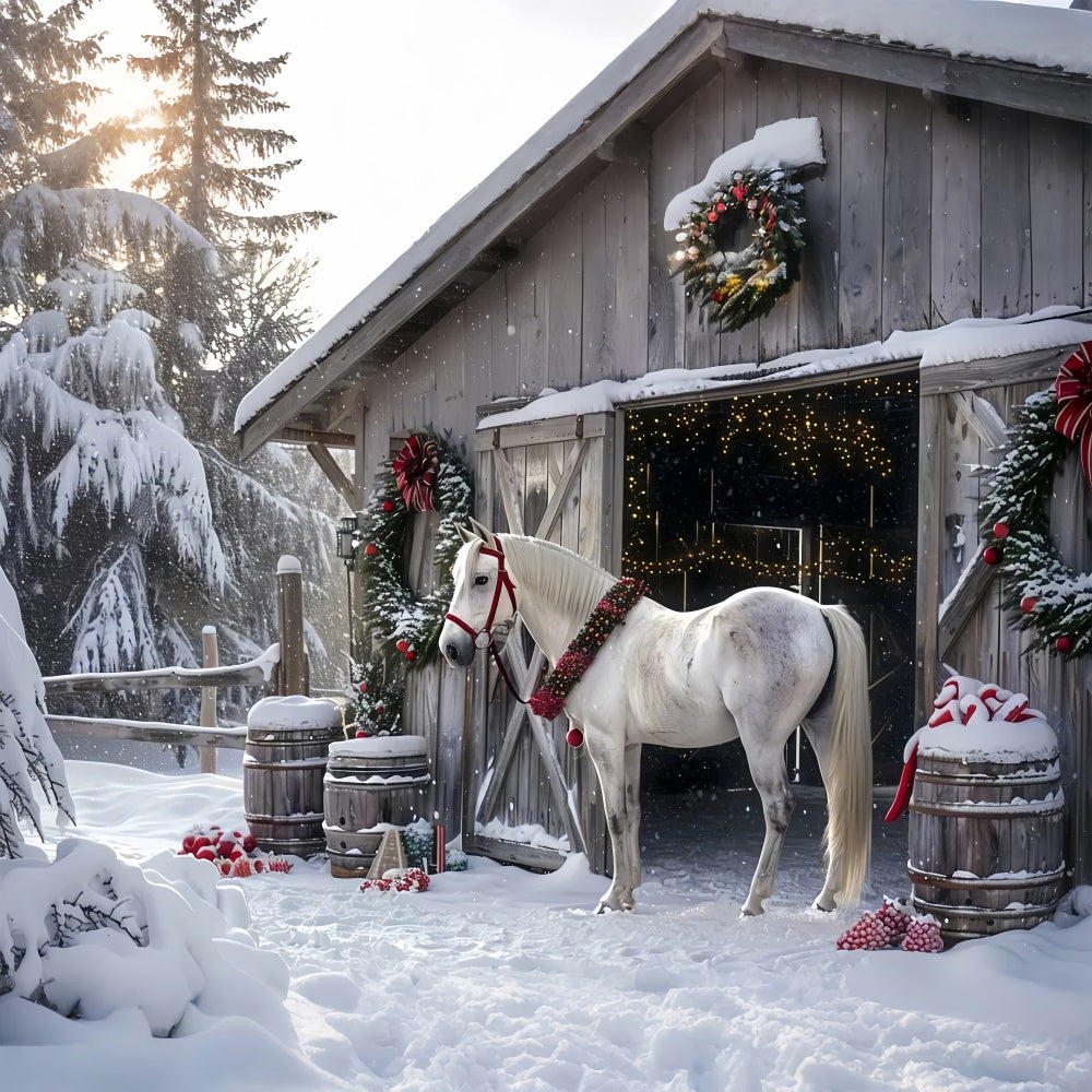 Weihnachtsscheune mit festlichem Pferd BRP8-65