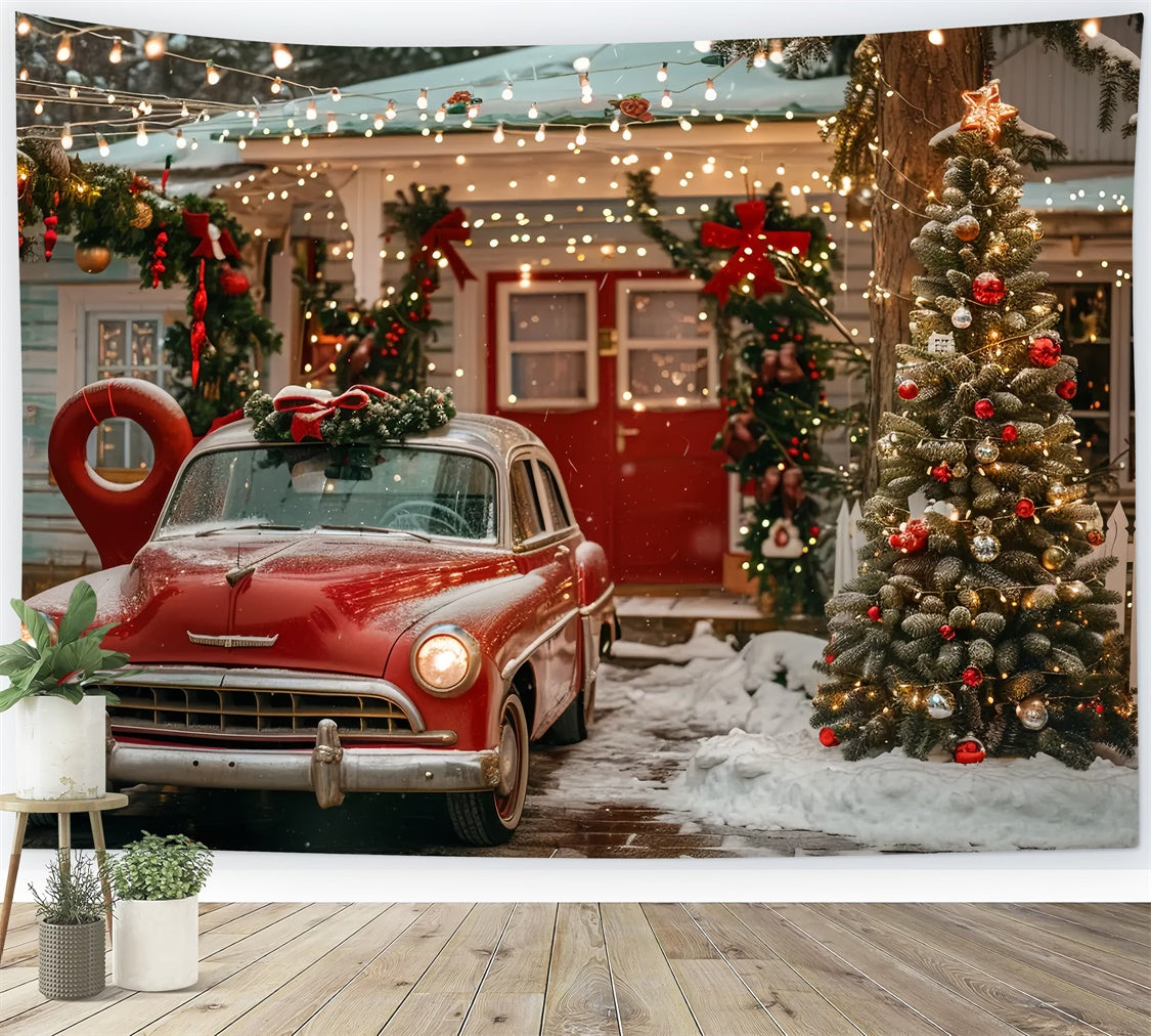 Weihnachtshaus mit rotem Oldtimer-Hintergrund BRP9-43