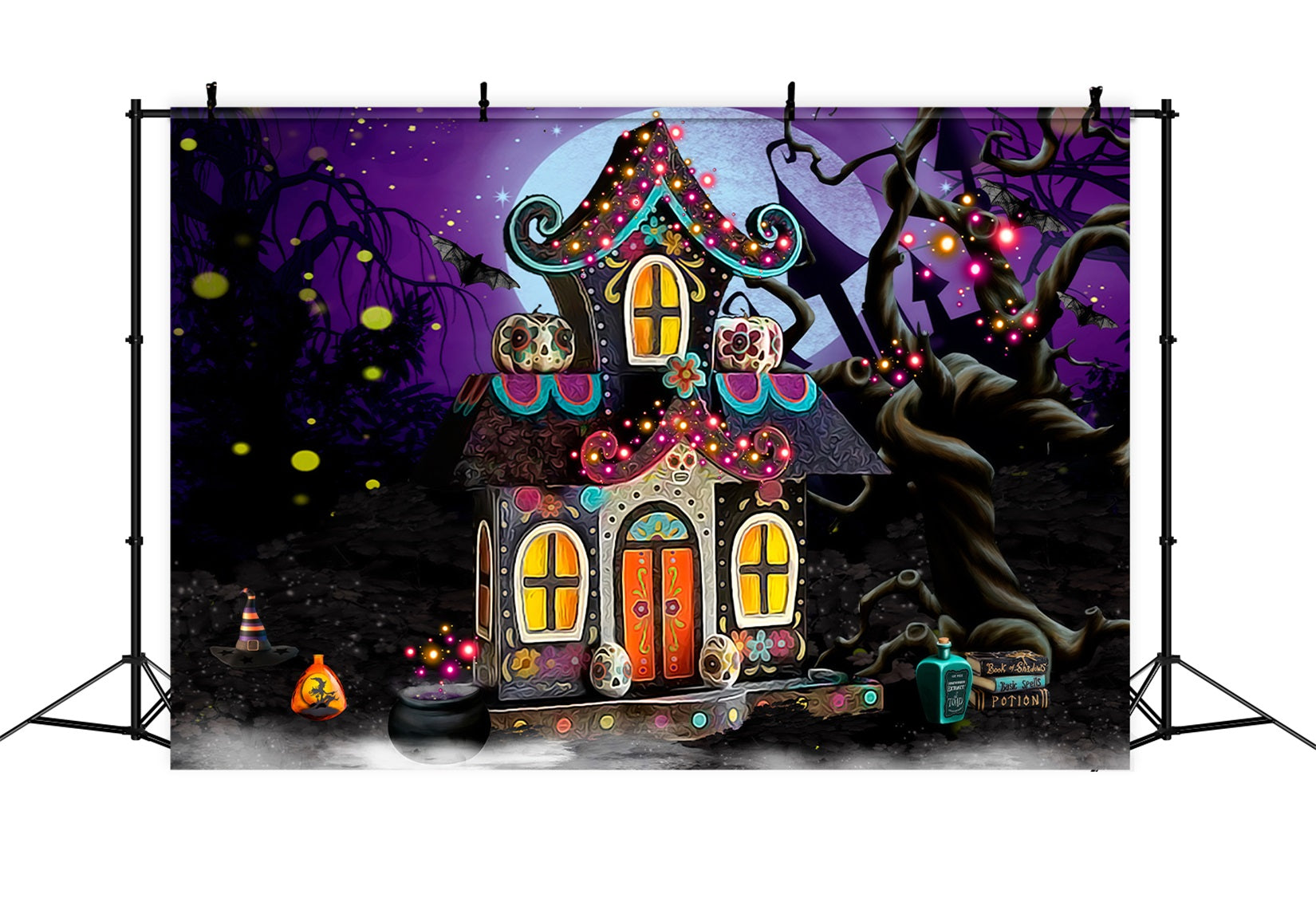 Kinder-Hintergründe Verspieltes Spukhaus mit Süßigkeiten Leuchtender Kinder-Halloween-Hintergrund von Magali