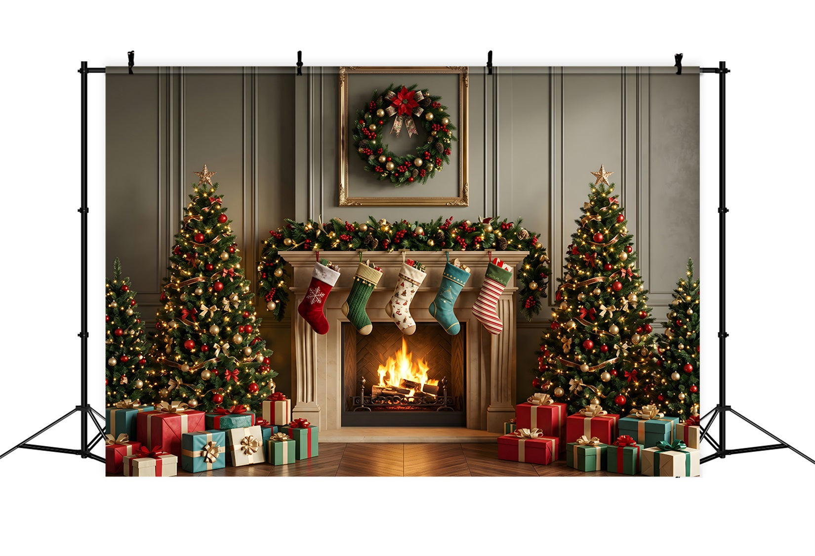 Gemütlicher Wohnzimmer Kamin Szene Stockings Baum Winter CEM65-109