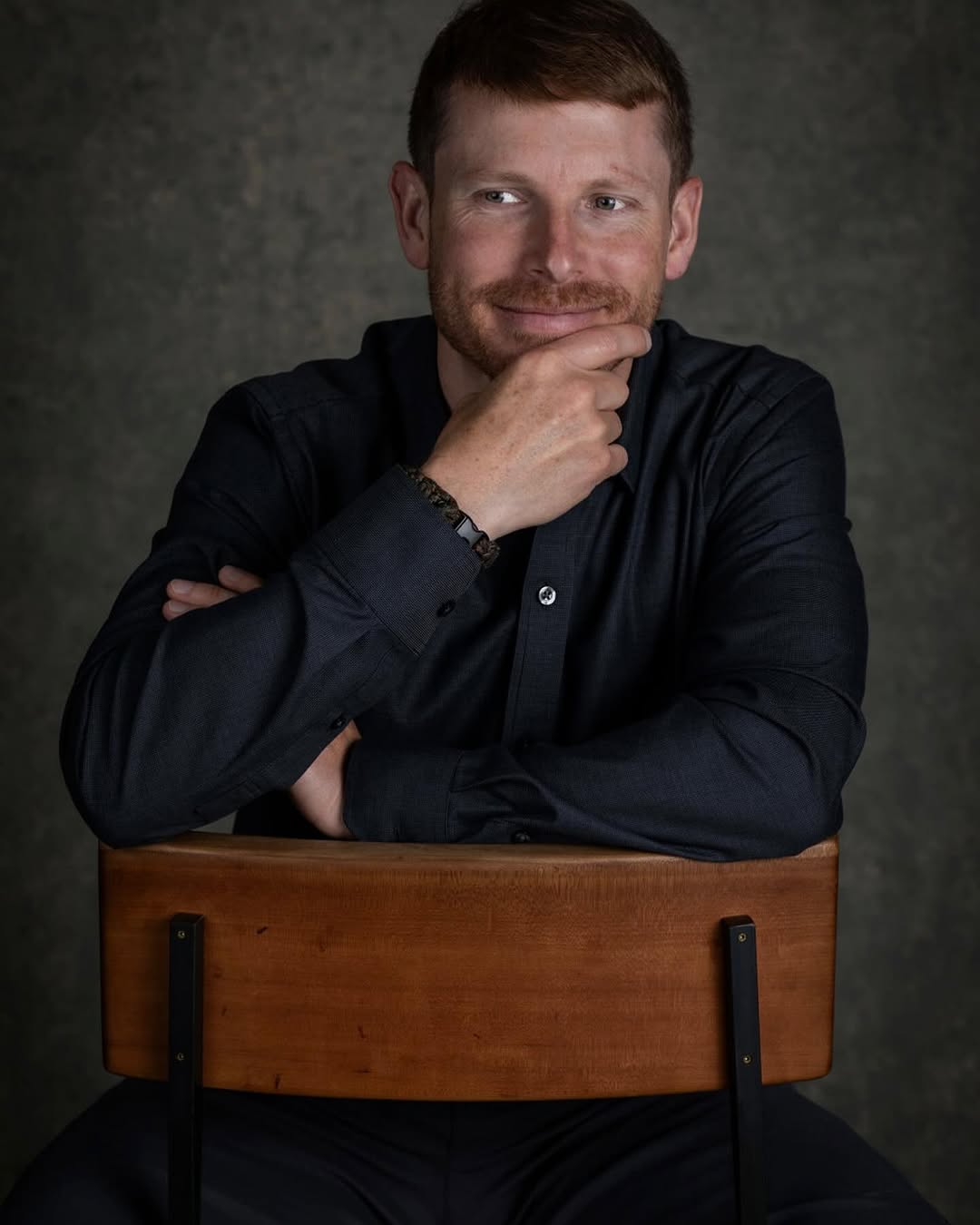 Alte abstrakte dunkelgraue Betonwand Studio Kulisse für Portraitfotografie DHP-197