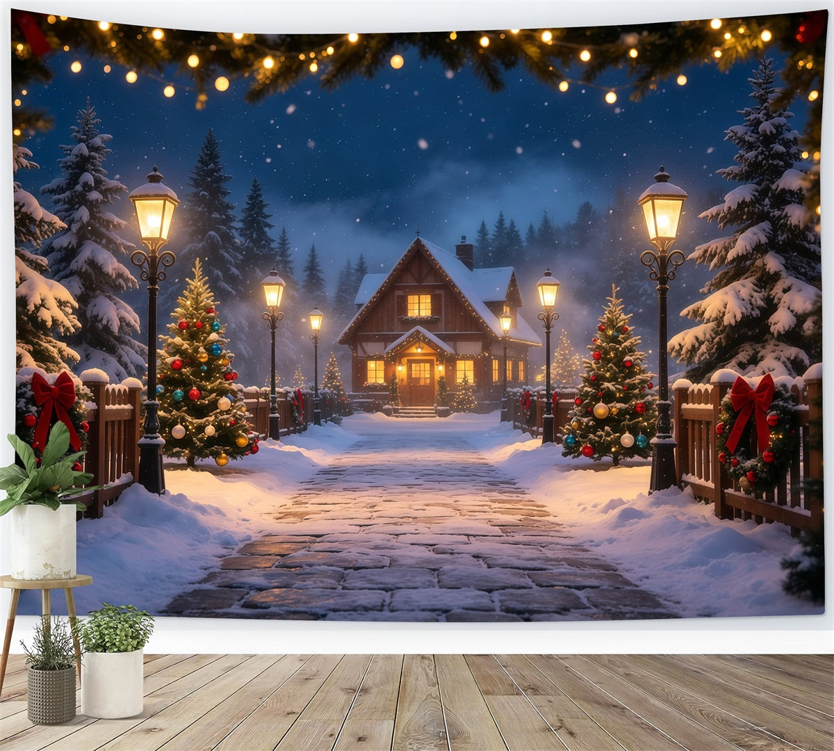 Winterliche Weihnachtskulisse Weg Zum Ferienhaus Im Verschneiten Wald Musselin-Hintergrund Weihnachten GQ69-14