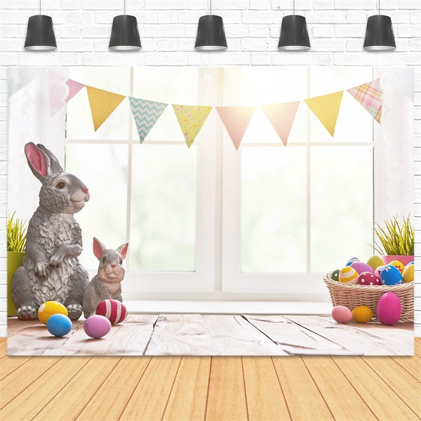 Ostereier Grauer Hase Bunte Flaggen Fenster Hintergrund M1-45