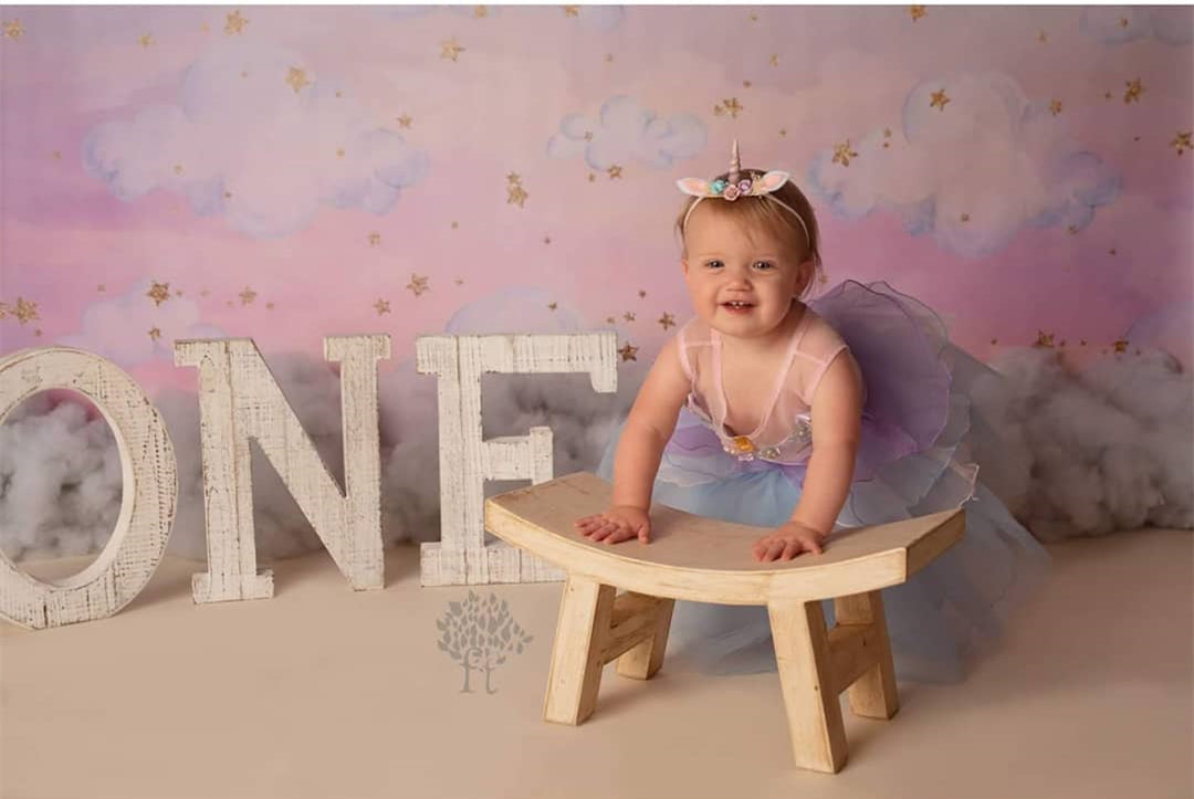 Wolken-Fotohintergrund Regenbogenwolken Goldene Sterne Bewölkter Himmel Fotohintergrund MRR9-28