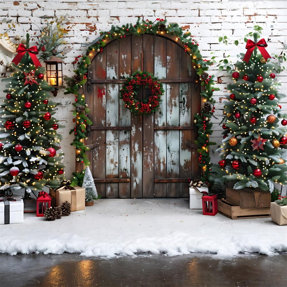Rustikale Weihnachtstür mit festlichen Bäumen Hintergrund RR7-687
